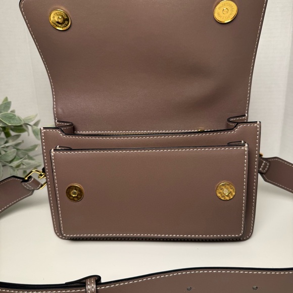 AALLYN Ingrid Crossbody/Shoulder Bag in Wood Berry Brown Leather Feminine Staple - Picture 11 of 16